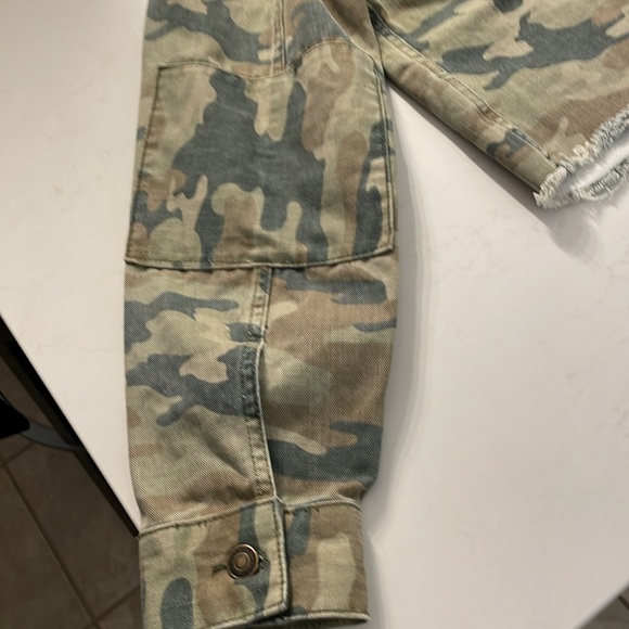 Free People Camo Denim Jacket size XS - Picture 11 of 16